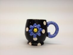 Mug Flower black with dots