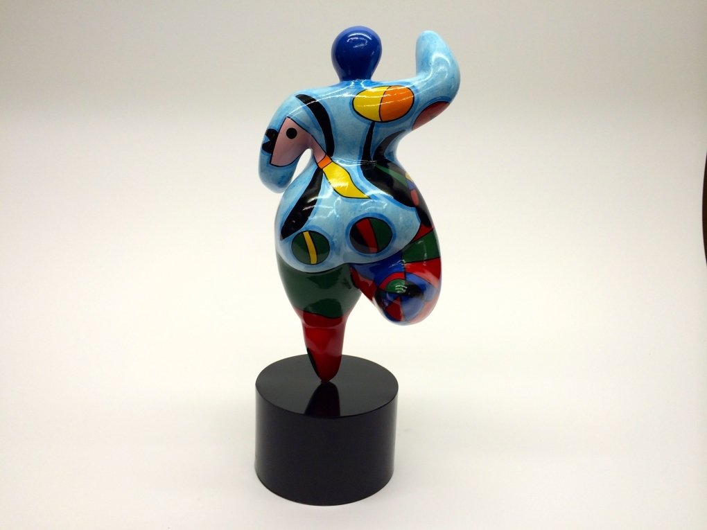 Dolly Miro