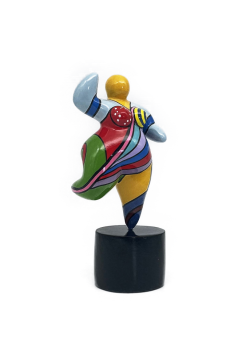 Dolly Standing Large Color D