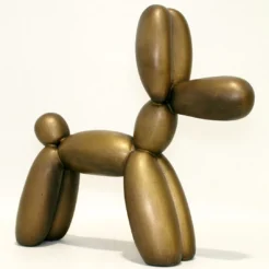 a balloon dog sculpture on a white background