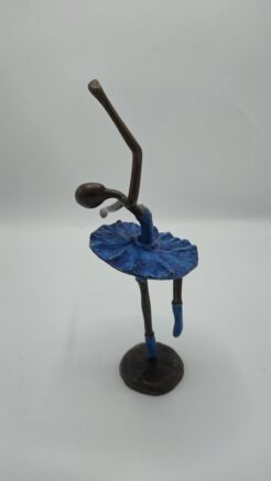 Bronze ballerina statue – female figure in dance pose with blue patina (25 cm)