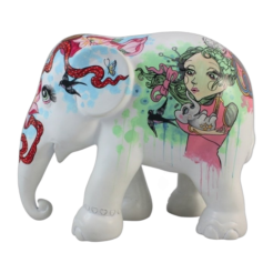 Elephant Parade - He Who Walks with Silver