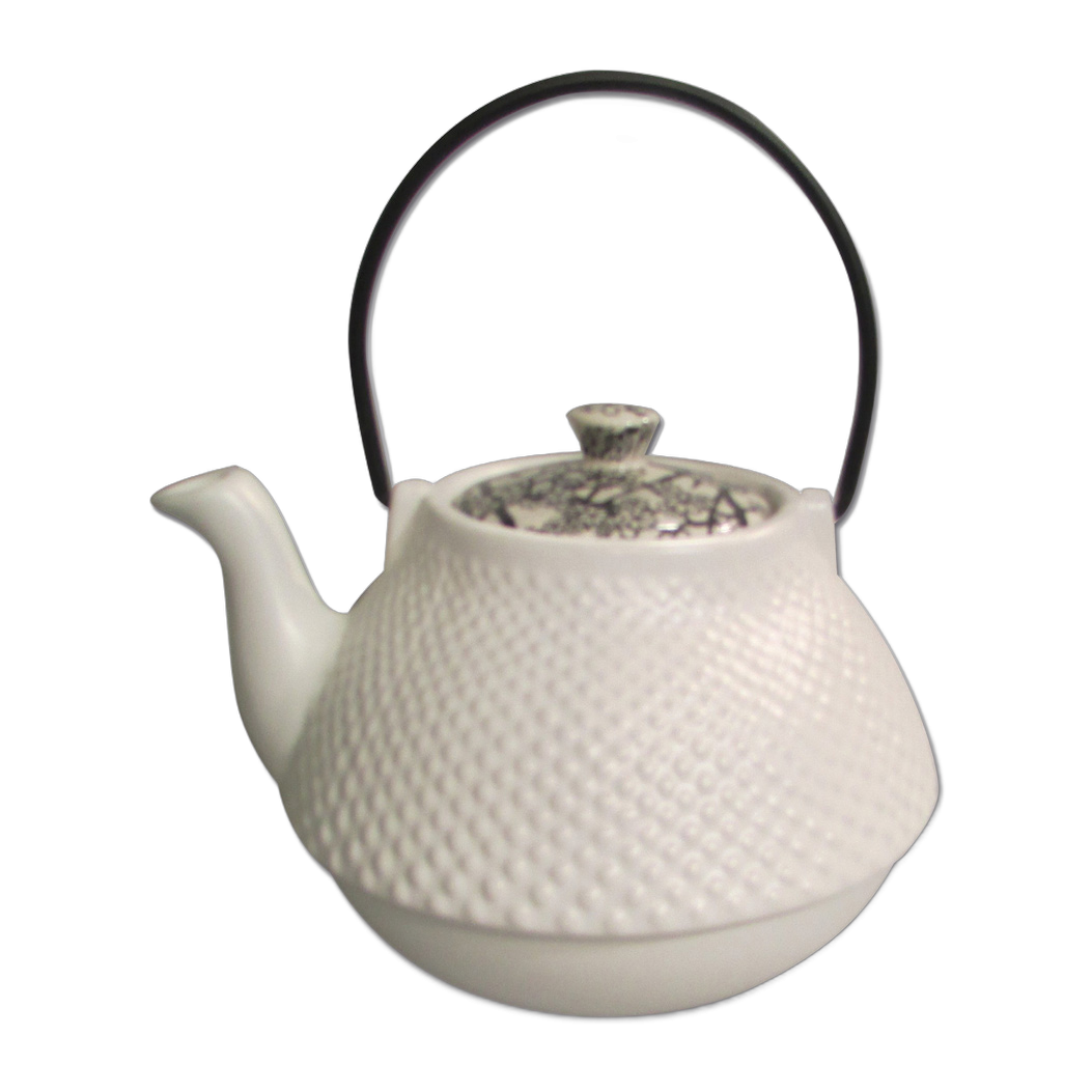 Japanese teapot “Fushigi” white